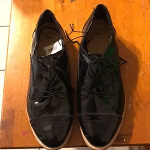 Black shoes